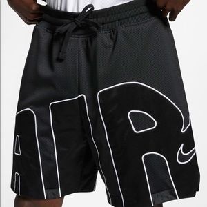 Nike Uptempo AIR big logo shorts